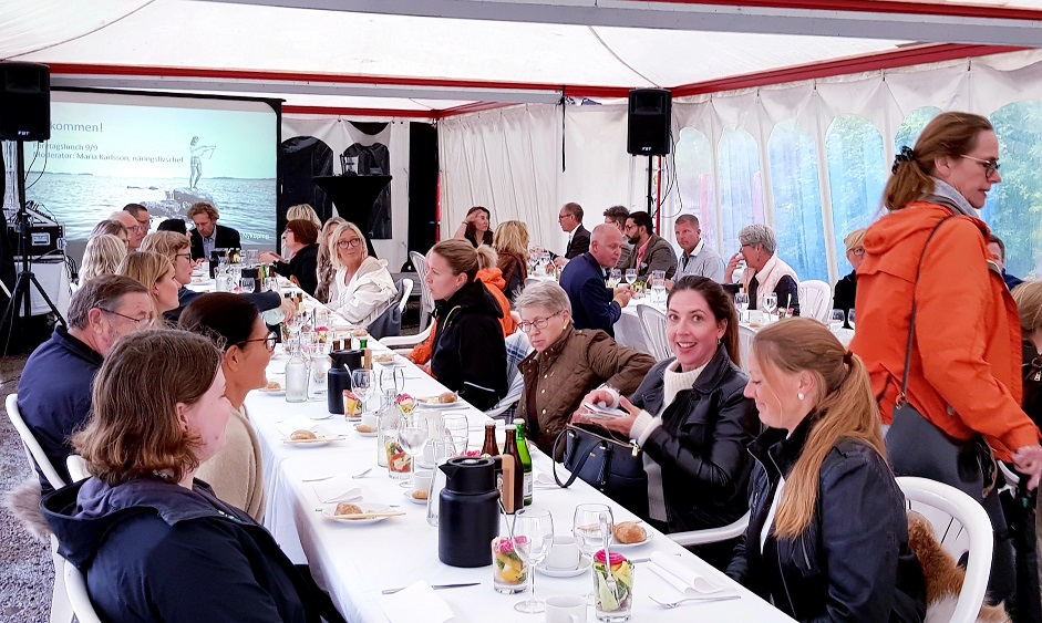 Företagslunch i tält