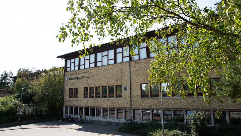 Byggnaden för Långbergsskolan